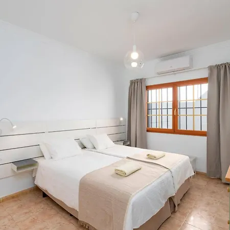 Nazaret By Villa Puerto del Carmen (Lanzarote)
