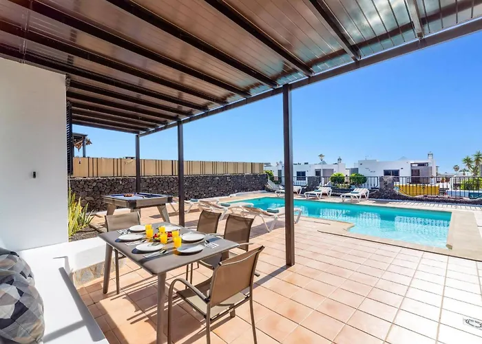 Villa Nazaret By Puerto del Carmen (Lanzarote)